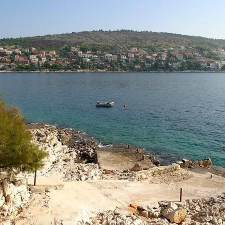 Apartment Zlata *